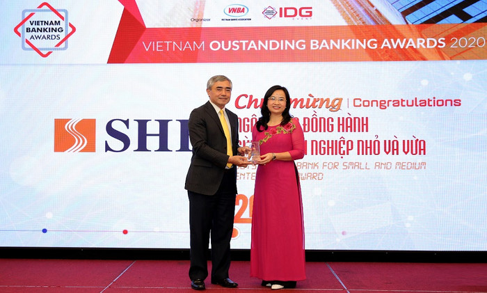 Giải thưởng “Ngân hàng đồng hành cùng doanh nghiệp nhỏ và vừa” đã khẳng định chất lượng dịch vụ, uy tín, vị thế hàng đầu của SHB với triết lý là người đồng hành tận tâm trên từng chặng đường phát triển của doanh nghiệp.