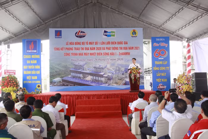 Toàn cảnh buổi lễ.