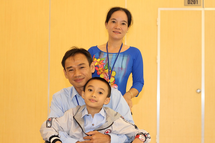 Cô giáo Huỳnh Thị Thùy Trang – người vợ giàu tình yêu thương là hậu phương vững chắc cho thầy giáo Thái Thành Thuận (Ảnh: Phạm Minh) Cô giáo Huỳnh Thị Thùy Trang – người vợ giàu tình yêu thương là hậu phương vững chắc cho thầy giáo Thái Thành Thuận (Ảnh: Phạm Minh)