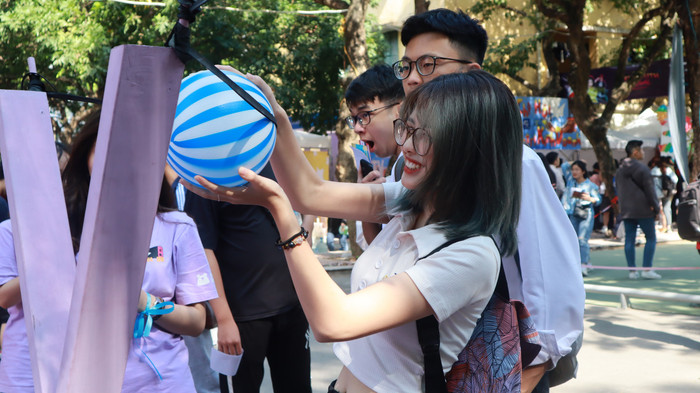 Những trò chơi thu hút và hấp dẫn Những trò chơi thu hút và hấp dẫn