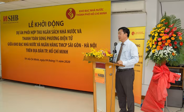 Ông Nguyễn Hoàng Hải - Giám Đốc Kho bạc Nhà nước Thành phố Hồ Chí Minh phát biểu tại sự kiện Ông Nguyễn Hoàng Hải - Giám Đốc Kho bạc Nhà nước Thành phố Hồ Chí Minh phát biểu tại sự kiện
