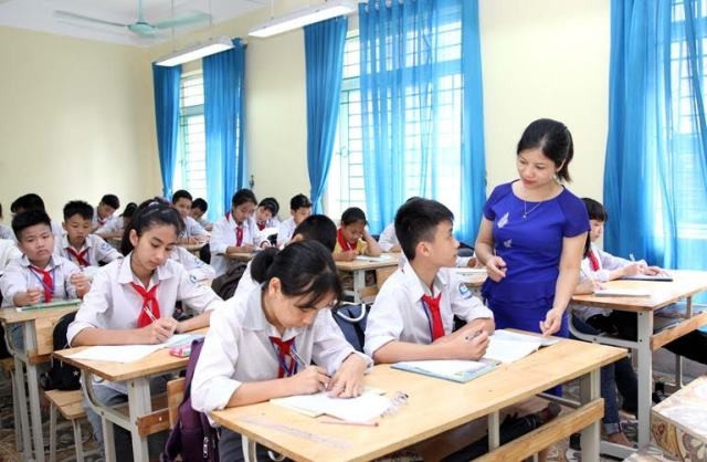 Chứng chỉ bồi dưỡng theo tiêu chuẩn chức danh nghề nghiệp có cần thiết hay không?(Ảnh minh họa: Nhandan.com.vn) Chứng chỉ bồi dưỡng theo tiêu chuẩn chức danh nghề nghiệp có cần thiết hay không?(Ảnh minh họa: Nhandan.com.vn)