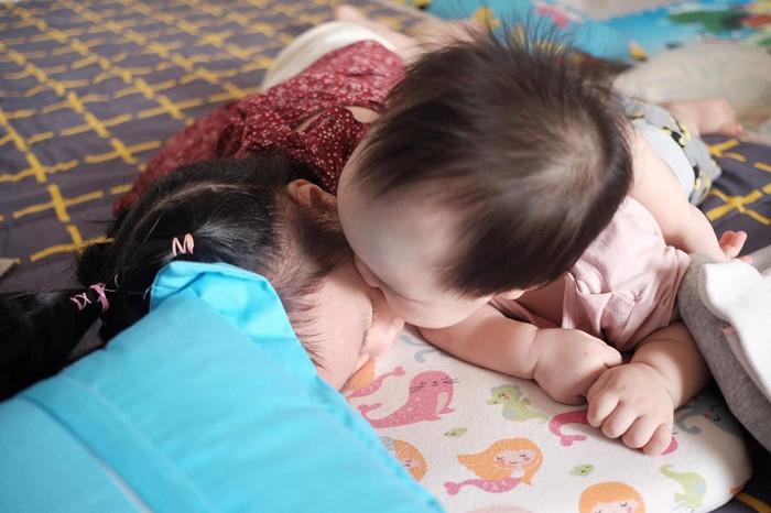 Tình cảm gia đình có vai trò quyết định trong quá trình can thiệp trẻ tự kỷ (Ảnh NVCC) Tình cảm gia đình có vai trò quyết định trong quá trình can thiệp trẻ tự kỷ (Ảnh NVCC)