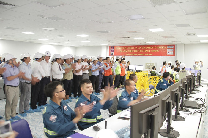 Nỗ lực vượt khủng hoảng "kép", đưa các dự án về đích đúng tiến bộ ảnh 1