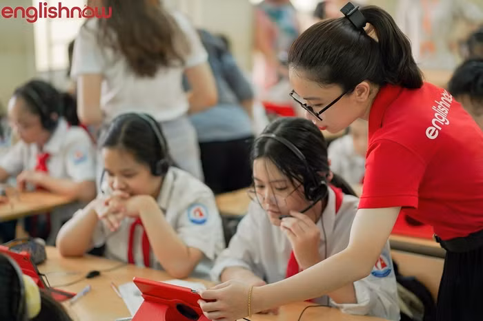 &nbsp;“Englishnow Phiêu lưu ký” mang lớp học thông minh đến với học sinh Hà Nội ảnh 3
