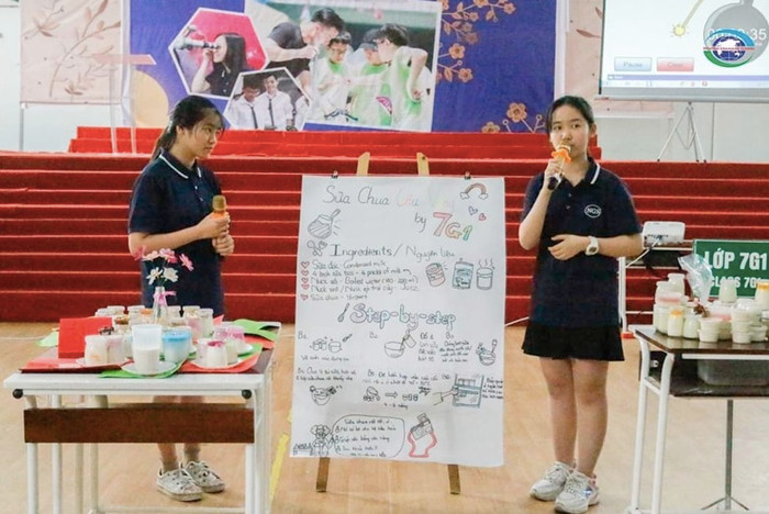 Học sinh 7G1 tham dự Stem day – Dự án sữa chua sắc màu.