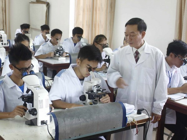 Phó giáo sư Đào Duy Huân bàn về tự chủ đại học ảnh 1