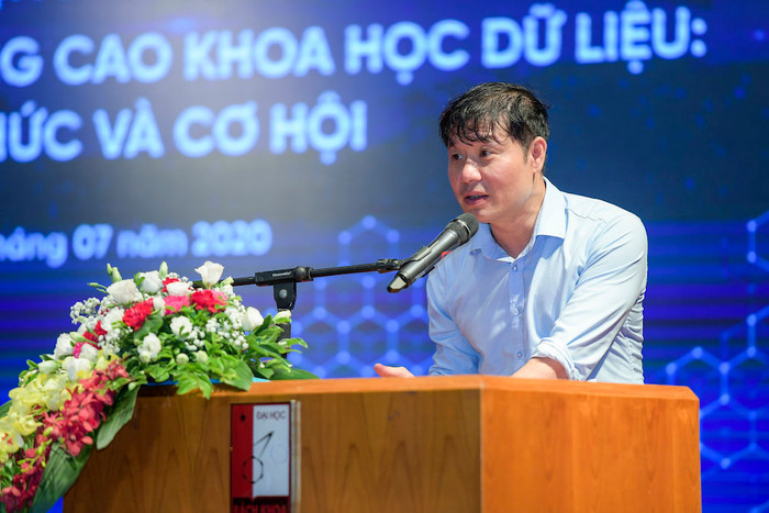 Giáo sư Vũ Hà Văn – Giám đốc Khoa học Viện Nghiên cứu Dữ liệu lớn VinBigdata nhấn mạnh tầm quan trọng của ngành khoa học dữ liệu. Giáo sư Vũ Hà Văn – Giám đốc Khoa học Viện Nghiên cứu Dữ liệu lớn VinBigdata nhấn mạnh tầm quan trọng của ngành khoa học dữ liệu.