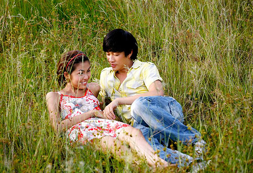 Cặp đôi Tăng Thanh Hà - Lương Mạnh Hải tiếp tục tái xuất trong bộ phim điện ảnh "Đẹp từng centimet" của đạo diễn Vũ Ngọc Đãng. Cặp đôi Tăng Thanh Hà - Lương Mạnh Hải tiếp tục tái xuất trong bộ phim điện ảnh "Đẹp từng centimet" của đạo diễn Vũ Ngọc Đãng.