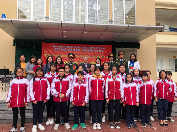 Một lòng trăn trở với giáo dục truyền thống, lịch sử cho thế hệ trẻ (Ảnh:NVCC) Một lòng trăn trở với giáo dục truyền thống, lịch sử cho thế hệ trẻ (Ảnh:NVCC)