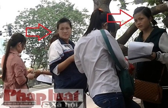 Ả "bụng to" và ả "mặt đen" mắt đảo liên tục "săn"... Ảnh: Quang Khởi Ả "bụng to" và ả "mặt đen" mắt đảo liên tục "săn"... Ảnh: Quang Khởi