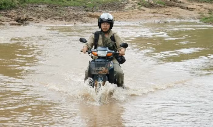 Đỗ Doãn Hoàng trong một chuyến hành trình Tây Bắc Đỗ Doãn Hoàng trong một chuyến hành trình Tây Bắc
