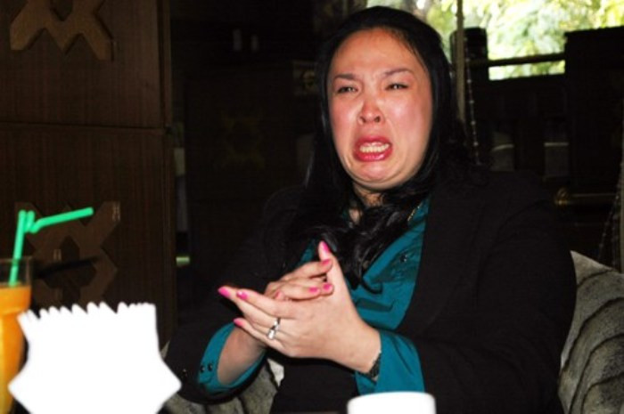 Trong buổi gặp mặt báo chí, Bà Ngọc không giấu nổi sự bức xúc trước những bài báo viết rằng bà đã "cưỡng dâm" nhiều tài xế taxi Trong buổi gặp mặt báo chí, Bà Ngọc không giấu nổi sự bức xúc trước những bài báo viết rằng bà đã "cưỡng dâm" nhiều tài xế taxi