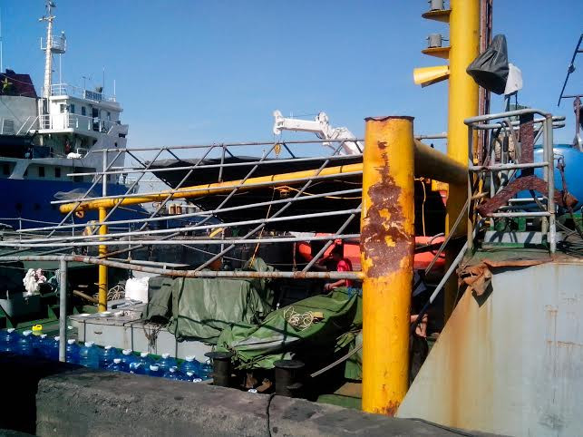 Tàu Việt Nam bị hỏng nặng bởi những đợt tấn công của tàu Trung Quốc quanh giàn khoan 981 Tàu Việt Nam bị hỏng nặng bởi những đợt tấn công của tàu Trung Quốc quanh giàn khoan 981