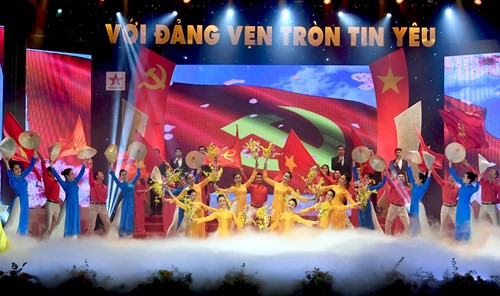Liên hoan toàn quốc Tiếng hát Người làm báo Việt Nam lần thứ VI – 2018 ảnh 2  Liên hoan toàn quốc Tiếng hát Người làm báo Việt Nam lần thứ VI – 2018 ảnh 2