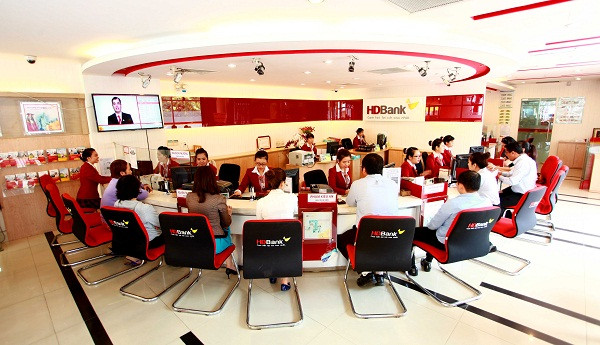 Năm 2018, HDBank đặt mục tiêu lợi nhuận trước thuế là 3.921 tỷ đồng Năm 2018, HDBank đặt mục tiêu lợi nhuận trước thuế là 3.921 tỷ đồng