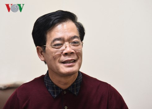 Nhà báo Nhị Lê - Phó Tổng Biên tập Tạp chí Cộng sản Nhà báo Nhị Lê - Phó Tổng Biên tập Tạp chí Cộng sản