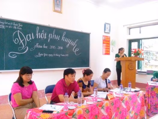 Cần sử dụng cụm từ "Ban đại diện cha, mẹ học sinh" thay thế "Hội phụ huynh". Ảnh minh hoạ: http://thso1thitran.tuangiao.edu.vn