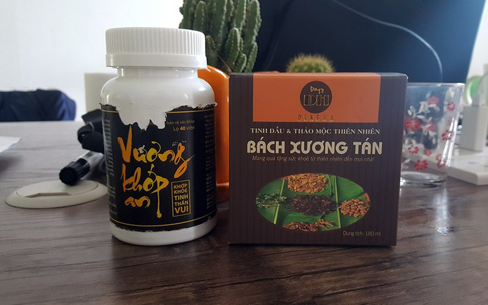 Các sản phẩm chiến lược của Công ty Đông Nam Dược - Chi nhánh tòa nhà Sông Đà, đường Phạm Hùng, Hà Nội. Các sản phẩm chiến lược của Công ty Đông Nam Dược - Chi nhánh tòa nhà Sông Đà, đường Phạm Hùng, Hà Nội.