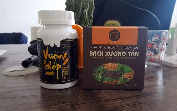 Các sản phẩm chiến lược của Công ty Đông Nam Dược - Chi nhánh tòa nhà Sông Đà, đường Phạm Hùng, Hà Nội.