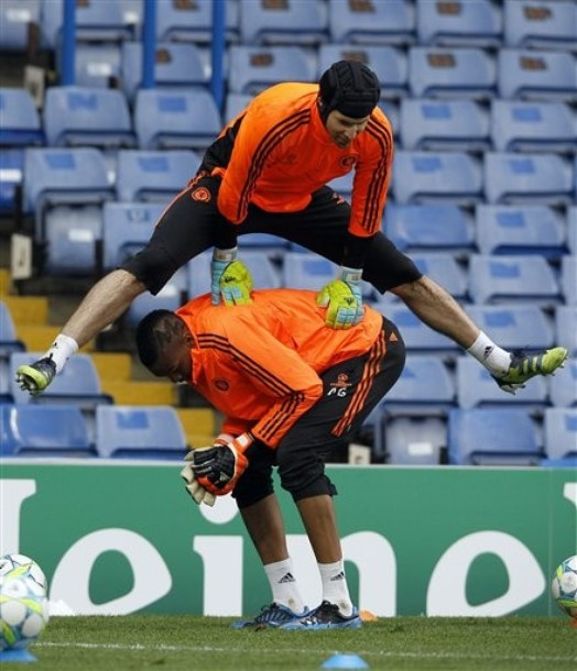 Thủ thành Petr Cech Thủ thành Petr Cech