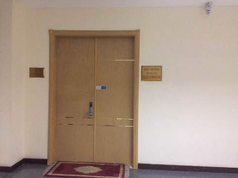 Phòng làm việc của ông Lý Hoàng Ánh bị phản ánh có trang bị máy xông hơi (ảnh: CTV) Phòng làm việc của ông Lý Hoàng Ánh bị phản ánh có trang bị máy xông hơi (ảnh: CTV)