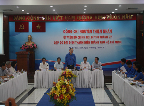 Toàn cảnh buổi gặp gỡ thanh niên tiêu biểu của thành phố của Bí thư Nguyễn Thiện Nhân sáng 21/5 (ảnh: P.L) Toàn cảnh buổi gặp gỡ thanh niên tiêu biểu của thành phố của Bí thư Nguyễn Thiện Nhân sáng 21/5 (ảnh: P.L)