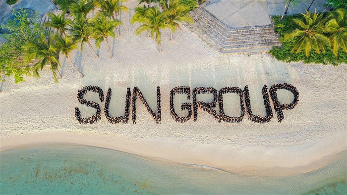 Tập đoàn Sun Group luôn coi nguồn nhân lực là yếu tố cốt lõi và là tài sản quý giá. Tập đoàn Sun Group luôn coi nguồn nhân lực là yếu tố cốt lõi và là tài sản quý giá.