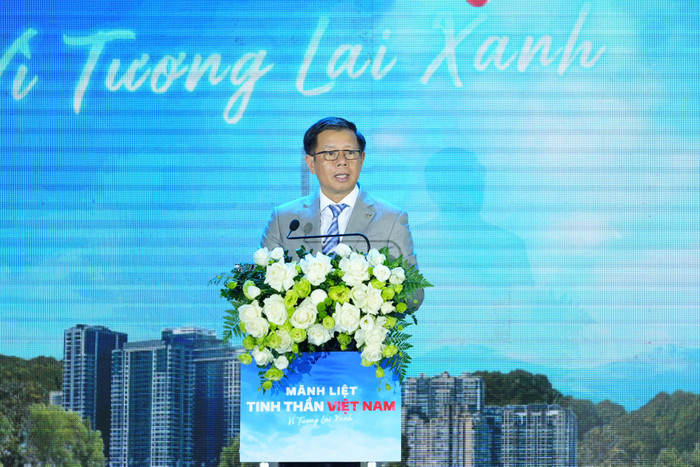 Tổng giám đốc Tập đoàn Vingroup có lời phát động chiến dịch đầy cảm hứng tại sự kiện. A1-12.jpg