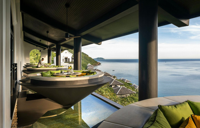InterContinental Danang Sun Peninsula Resort chuyên tiếp đón các gương mặt nổi tiếng quốc tế như Bill Gates hay cựu Thủ tướng Anh Tony Blair. InterContinental Danang Sun Peninsula Resort chuyên tiếp đón các gương mặt nổi tiếng quốc tế như Bill Gates hay cựu Thủ tướng Anh Tony Blair.