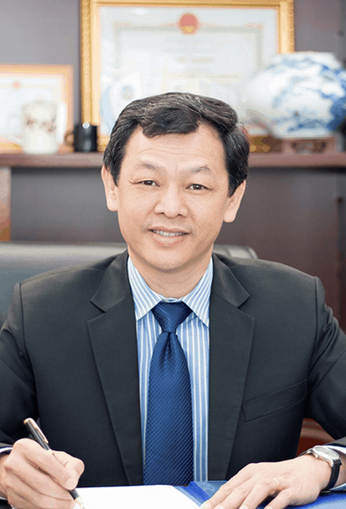 Tân Thứ trưởng Bộ Y tế Nguyễn Tri Thức. Tân Thứ trưởng Bộ Y tế Nguyễn Tri Thức.