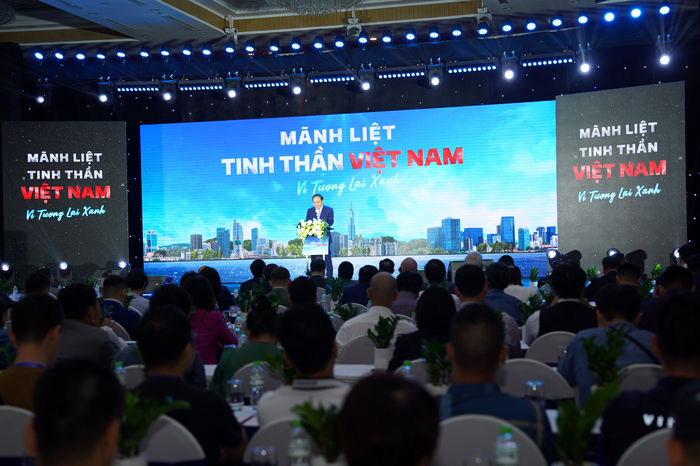 Sự kiện phát động chiến dịch “Mãnh liệt tinh thần Việt Nam Vì tương lai xanh” thu hút đông đảo sự tham dự của công chúng. A2.png
