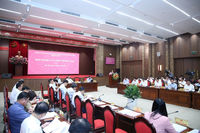 Hội nghị lần thứ 18 Ban Chấp hành Đảng bộ Thành phố Hà Nội. Ảnh: VGP/GH Hội nghị lần thứ 18 Ban Chấp hành Đảng bộ Thành phố Hà Nội. Ảnh: VGP/GH