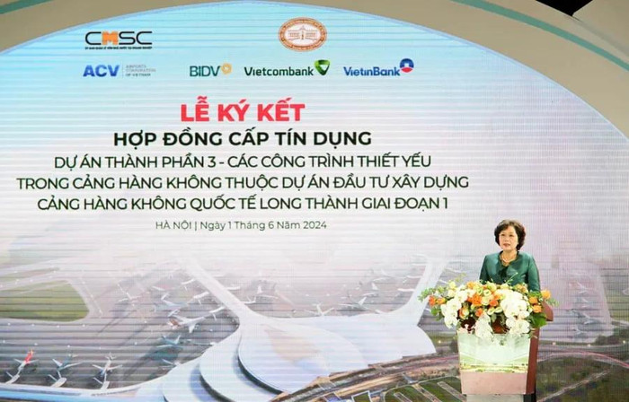 Bà Nguyễn Thị Hồng - Thống đốc Ngân hàng Nhà nước Việt Nam phát biểu tại Lễ ký kết. Bà Nguyễn Thị Hồng - Thống đốc Ngân hàng Nhà nước Việt Nam phát biểu tại Lễ ký kết.