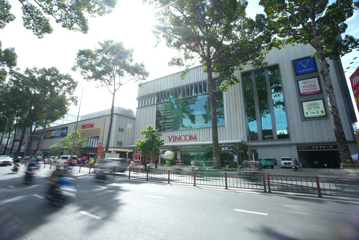 260627_VCR_TCBC khai truong TTTM_A3.JPG