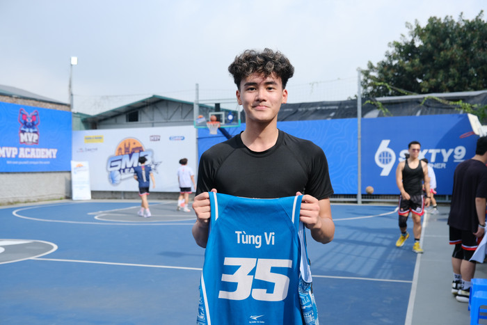 Bạn Vi Quang Tùng - vận động viên đội Phenikaa. dscf0158.jpg