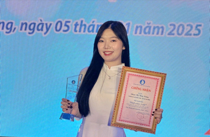 Phạm Thị Thùy Dương là cựu sinh viên Trường Đại học Bách khoa, Đại học Đà Nẵng. Ảnh: NVCC sinh-vien-5-tot-cap-thanh-pho-da-nang-9568.jpg