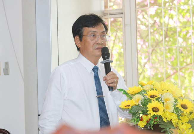 Phó giáo sư, Tiến sĩ Võ Ngọc Hà - Hiệu trưởng Trường Đại học Tiền Giang. Ảnh: website nhà trường 6-hoi-dong-truong-lan-thu-11.jpg