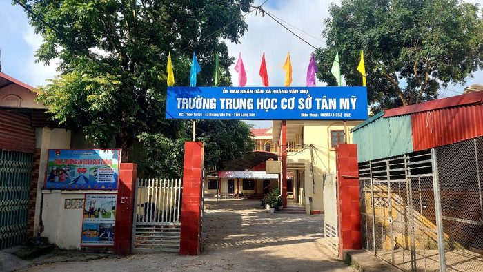 Theo Sở Giáo dục và Đào tạo tỉnh Lạng Sơn, dự kiến Trường phổ thông dân tộc nội trú liên cấp Tiểu học và Trung học cơ sở Đồng Đăng sẽ tận dụng hiện trạng cơ sở vật chất của Trường Trung học cơ sở xã Hồng Phong và Trường Trung học cơ sở xã Tân Mỹ (hiện là xã Hoàng Văn Thụ). Ảnh: Sở cung cấp. z6897920041932-e874fd6fa45d29b5ec0271e2fb6d707f.jpg