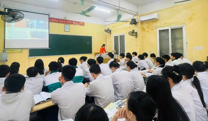 Một giờ học tại Trường Trung học phổ thông Kẻ Sặt. Ảnh: website nhà trường a52644e8e4195f470608-8751.jpg