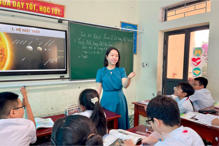 Cô Hoàng Thị San – giáo viên môn Địa lý, Trường Trung học cơ sở Lê Thanh Nghị. Ảnh: NVCC bai-dang-1.png