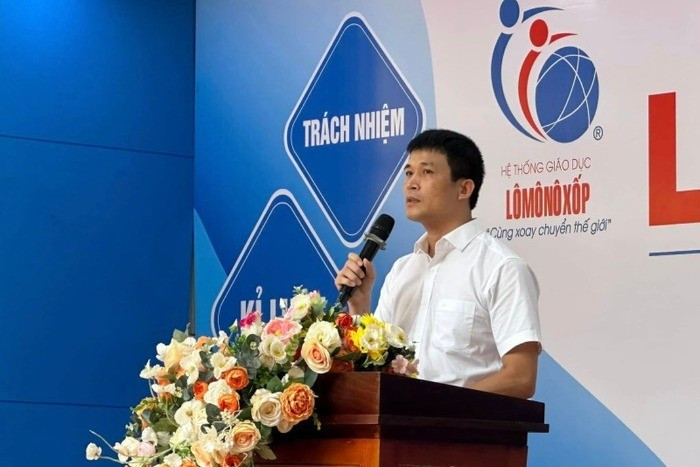 Thạc sĩ Nguyễn Quang Tùng - Hiệu trưởng Trường Trung học cơ sở và Trung học phổ thông M.V.Lômônôxốp. Ảnh: website nhà trường image-3-3885.jpg