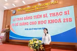 Trường Đại học Thương mại tổ chức lễ trao bằng tiến sĩ, thạc sĩ và bế giảng cao học khóa 29B