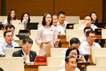 Đại biểu Quốc hội Nàng Xô Vi (Đoàn đại biểu Quốc hội tỉnh Quảng Ngãi). Ảnh: nhandan.vn.