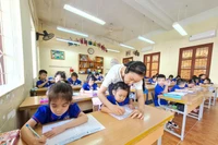 Bỏ xếp hạng GV: Lương giữa các thầy cô cùng làm một nhiệm vụ sẽ công bằng hơn