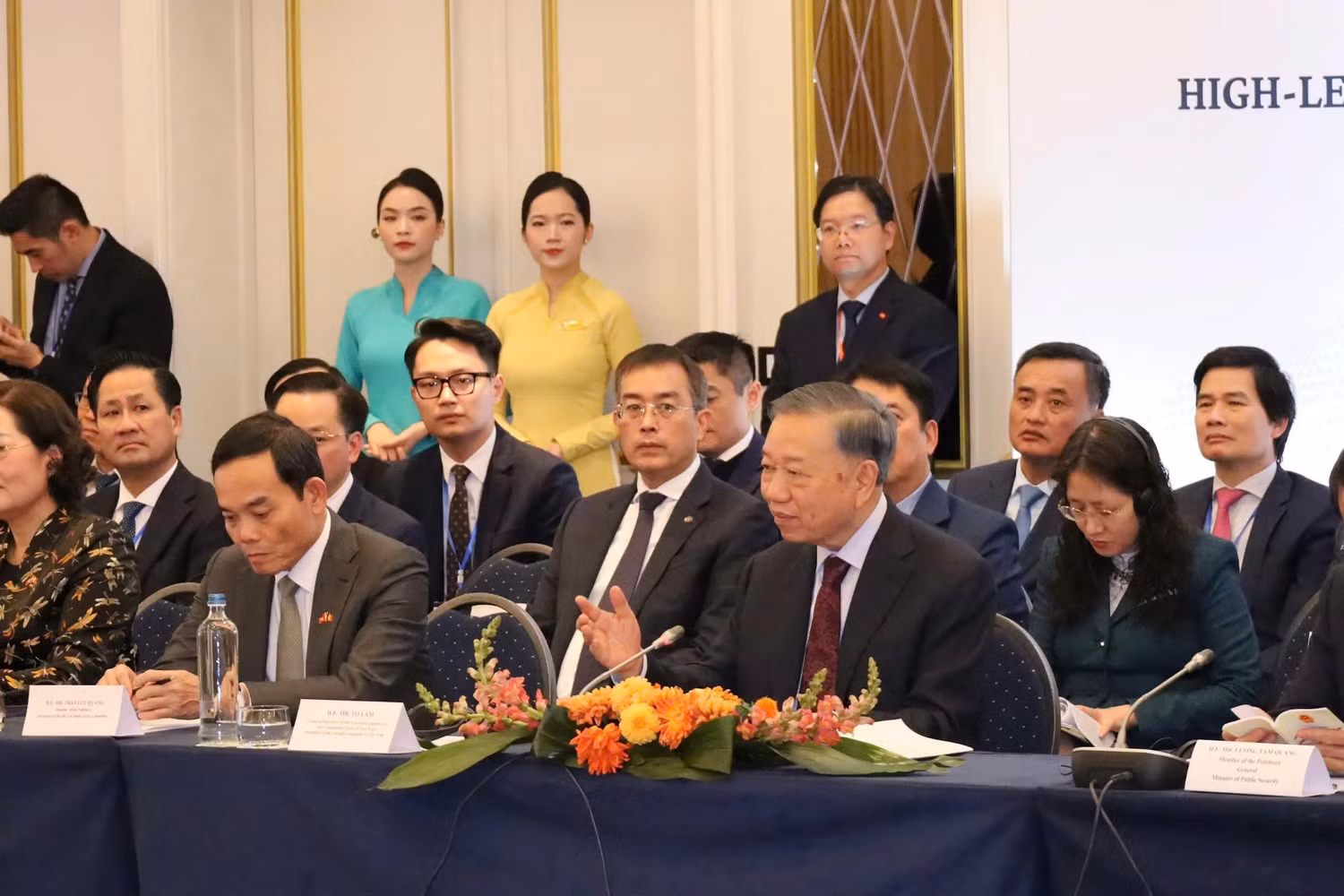2-chu-tich-hdqt-dang-ngoc-hoa-tham-du-toa-dam-doanh-nghiep-viet-nam-chau-au-do-tong-bi-thu-chu-tich-nuoc-to-lam-chu-tri.jpg