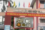 Có học sinh ăn bữa đầu giờ chiều dưới đất, Hiệu trưởng TH Hiệp Thành nói đã rút kinh nghiệm