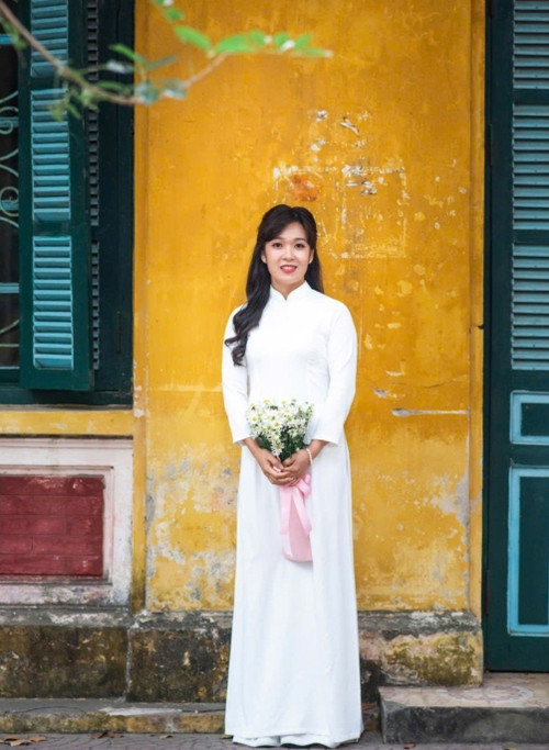 Cô giáo Nguyễn Thị Giang - giáo viên chủ nhiệm và cũng là giáo viên dạy Toán của của tân thủ khoa. Ảnh: NVCC. z6810307032893-15ac256ea7b1dc3bce23b9742665775a-9204.jpg