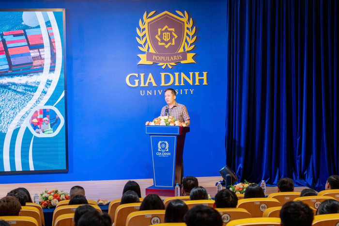 Thạc sĩ Trịnh Hữu Chung - Phó Hiệu trưởng Trường Đại học Gia Định. Ảnh: NVCC. thay-chung.jpg