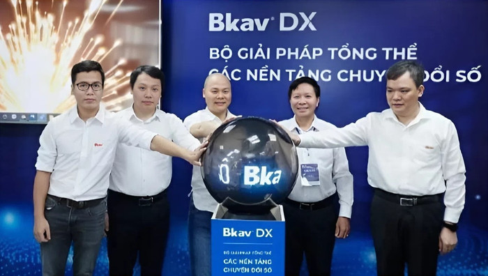 Bkav cung cấp bộ giải pháp tổng thể các nền tảng chuyển đổi số nhằm hỗ trợ doanh nghiệp thuận lợi hơn trong quá trình chuyển đổi số. Ảnh: Công ty cung cấp. snapedit-1757664914081.jpg